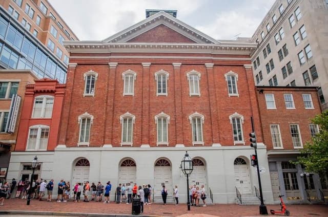 Lincoln Assassination Tour with Civil War Sites & Petersen House