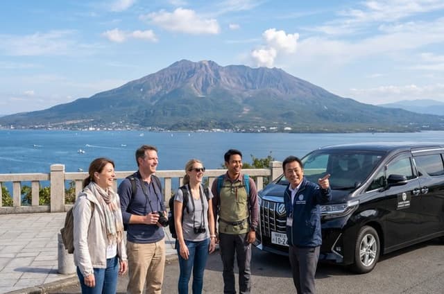 Port Pick-Up: Kagoshima Private Tour Licensed Guide ＆ Vehicle