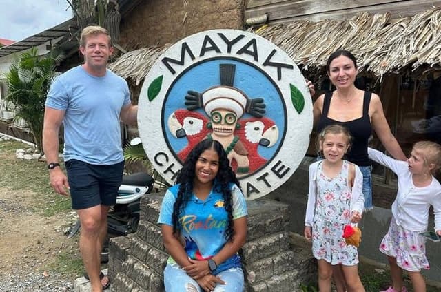 Roatan Wildlife Monkey Sloth Chocolate Rum Tasting city Tour