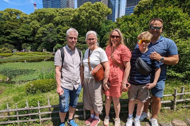 Tokyo Japanese Gardens Private Tour with Licensed Guide