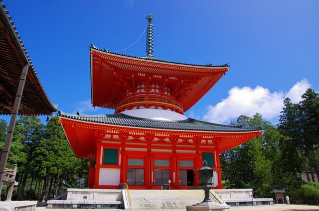 Mt Koya 1 Day Walking Tour from Osaka