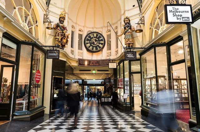 Sensory Private Melbourne Laneways & Foodie Walking Tour