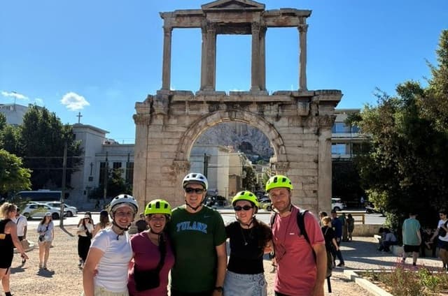 Athens: Guided E-Bike Tour with Hidden Gems & Highlights