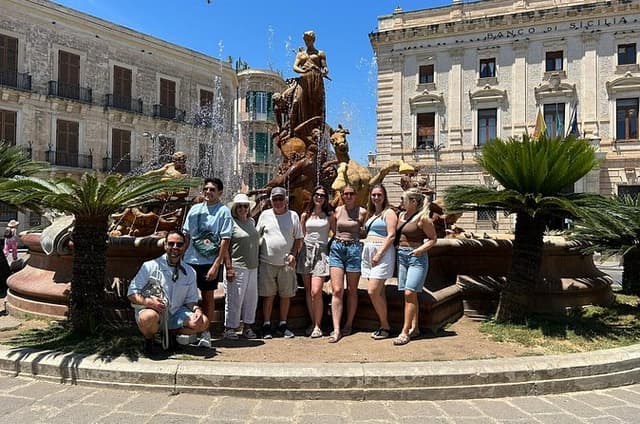 Tour from Catania to Syracuse, Ortigia, Noto with Tickets Included