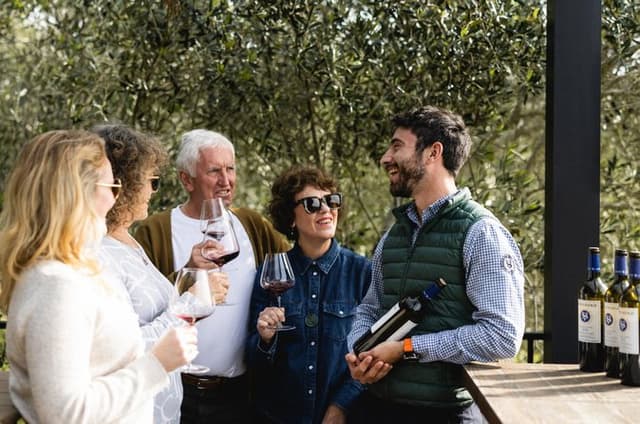 Private Essence of Waiheke Wine Tour