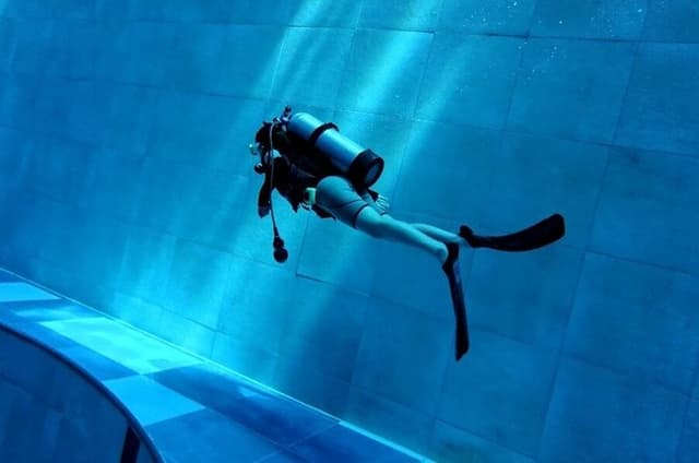 Scuba Dive in the Deepest Pool of Asia
