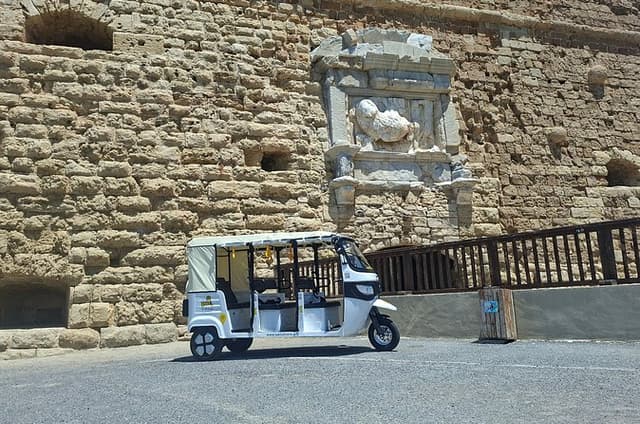 Eco Friendly Tuk Tuk Tour of Heraklion