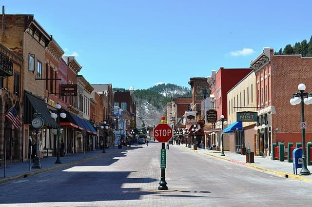 Deadwood Self Guided Tour of the Historic Black Hills