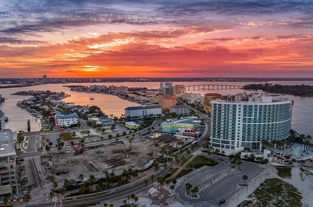 Clearwater Beach Day Trip with Roundtrip Transport