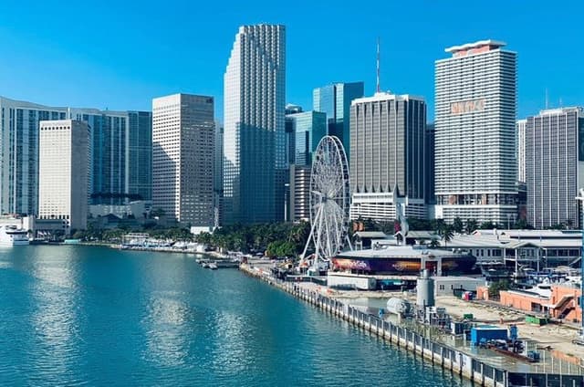 A Must Do!! See it All in One Tour!! 6h VIP Experience of Miami!!