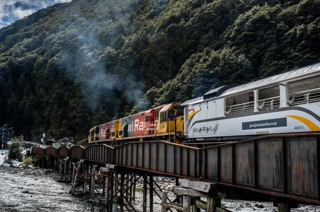 Arthur’s Pass Tour From Christchurch With Jet Boat & TranzAlpine