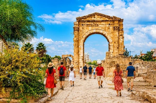 Sidon, Tyre & Maghdouche Small-Group Tour | Lunch Included