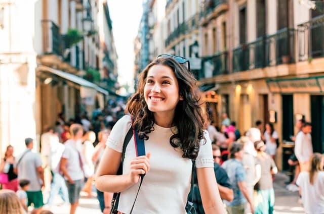 San Sebastián Walking Tour with Audio Guide on Your Smartphone