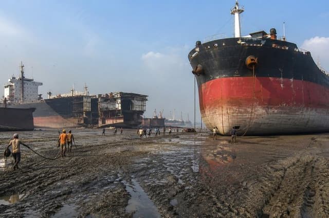 Chittagong Ship Breaking Yard Tour