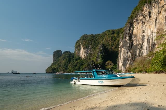 Luxury Private Speed Boat Charter Krabi Islands