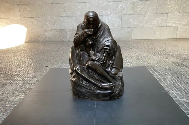 Resisting the Holocaust — Berlin's Hidden Heroes