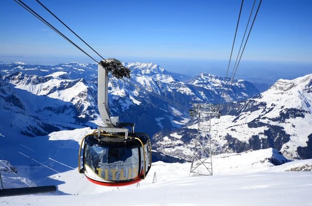 Attraction Ticket: Mt. Titlis by Train and Cableway from Luzern