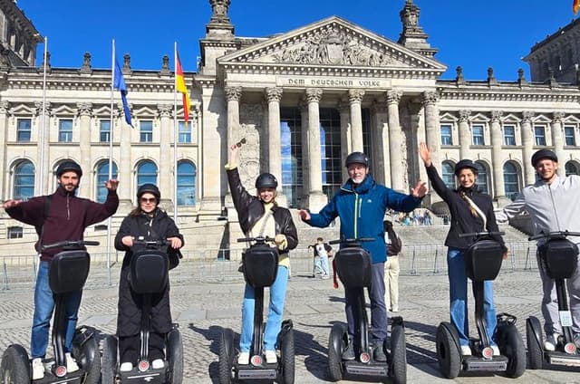 Berlin: Unique 2h Segway Tour - Time travel through the capital