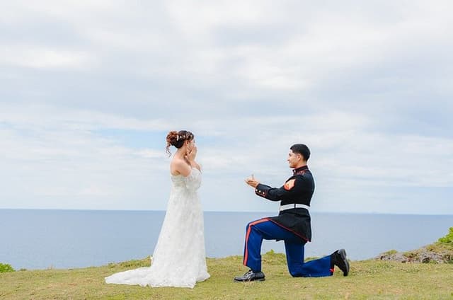 Photographer in Okinawa with Dress and Tuxedo
