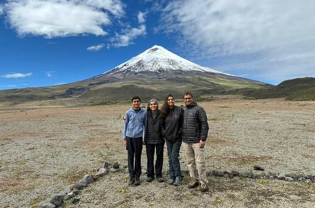 Cotopaxi Volcano & Papallacta Hot Springs – Nature & Relaxation
