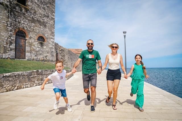 Private Travel Photoshoot Tour in Poreč