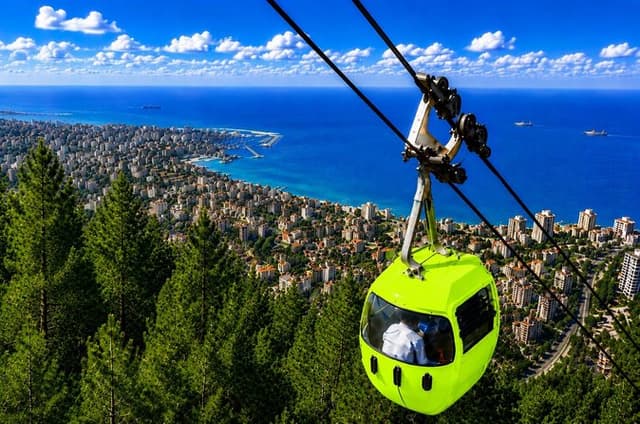 Private Dog River, Jeita Grotto & Harissa Tour | Half Day