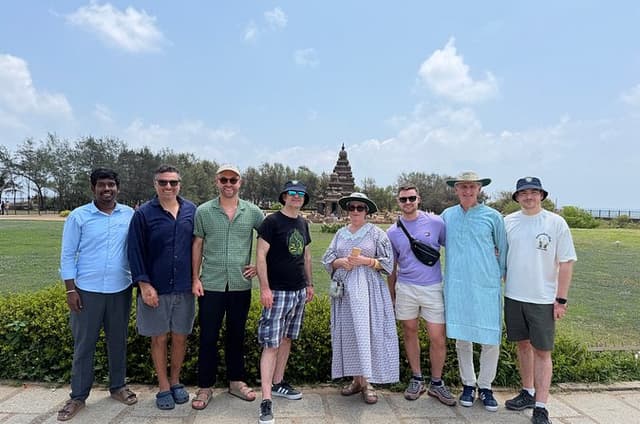 Explore Mahabalipuram & Kanchipuram: A Day Trip from Chennai!