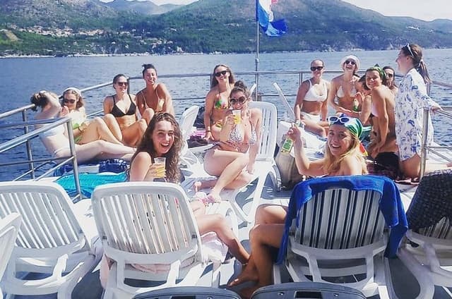 Dubrovnik Elaphiti Islands Cruise with Lunch, Drinks and Swim