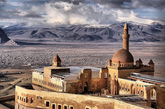 Eastern Turkey Highlights: Urfa to Kars
