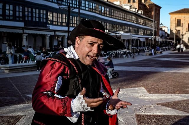 Almagro Theatrical tour with characters from the Golden Age
