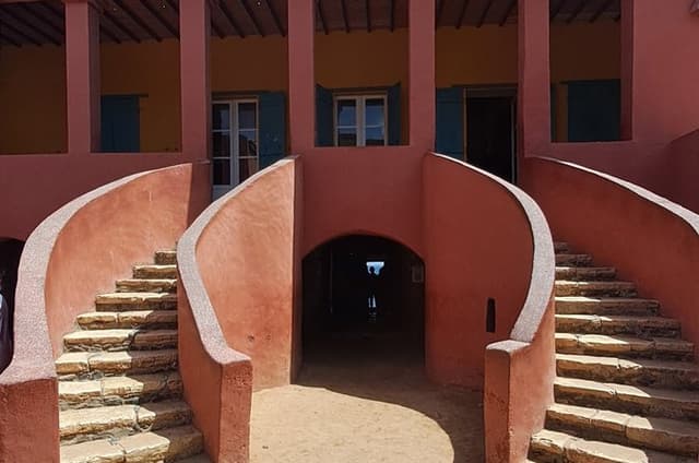 Private excursion City tour of Dakar and Gorée Island