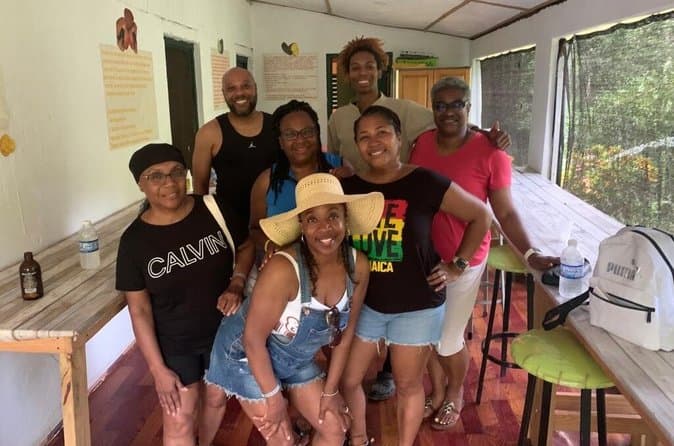 Best Montego Bay Bus Tours & Guides