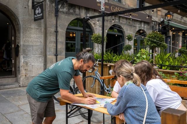 Old Montreal Walking Tour | Medium Group (Max 14) By FITZ MTL