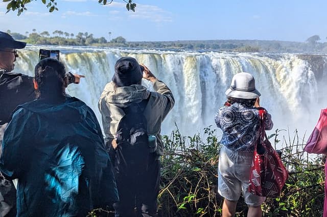 Victoria Falls for Two: Private Guided Tour