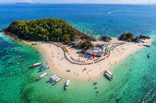 Phi Phi & Khai Islands Snorkeling Trip w/ Lunch and Fins by Speedboat