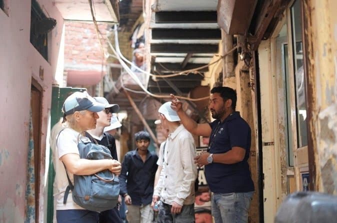 Compare Best Sanjay Colony Tours in Delhi