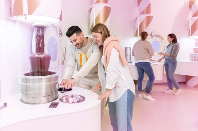 Zurich Open top City tour & Chocolate, cheese and countryside