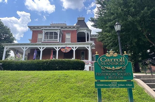Explore Historic Leavenworth including the Lewis and Clark Trail