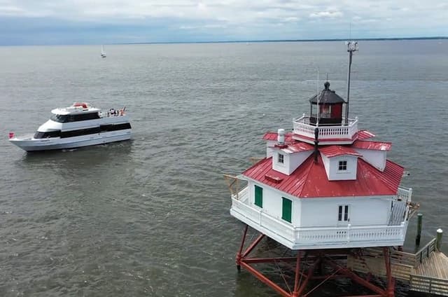 Annapolis Thomas Point Lighthouse Cruise