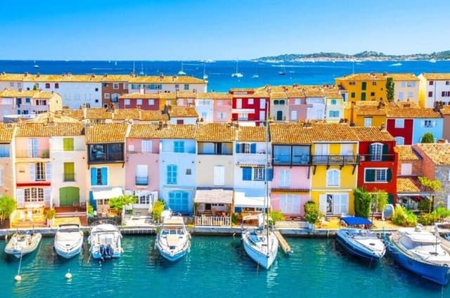 Saint Tropez and Port Grimaud Private Tour from Nice