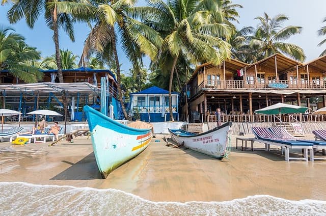 South Goa Private Tour Temples Mansions and Coastal Charm