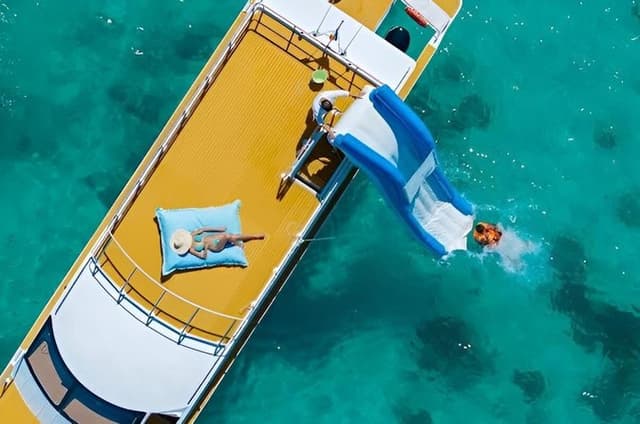 From Phuket: Phi Phi Island +Maya Bay +Mai Ton Island by Cataman