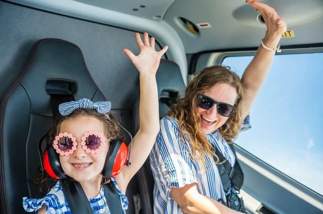 Niagara Falls USA Premium Tour: Helicopter & Maid of the Mist