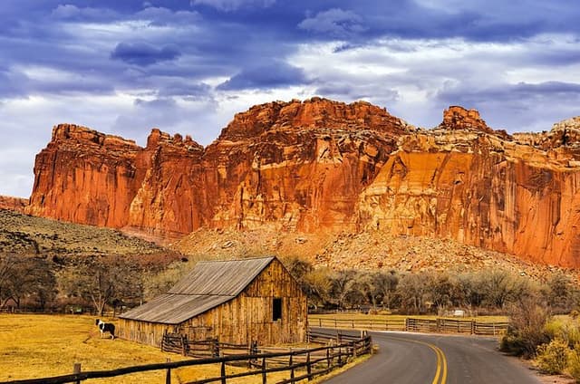 Capitol Reef Self Guided Driving Tour