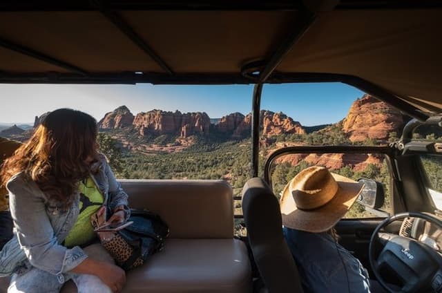 Rim Run Express: 1-Hour Sedona Off-Road Jeep Tour