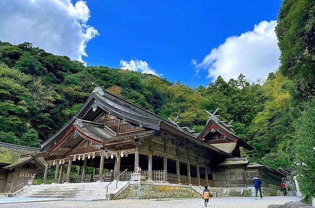 Private Shore Excursion: Sakaiminato Highlights