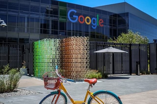 VIP Silicon Valley Tech History Tour with Lunch included