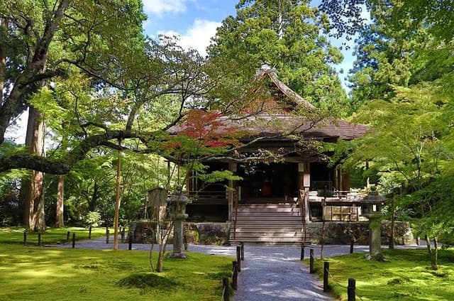 Kyoto: Hosen-in Temple, Sanzen-in Temple, Chicken Hot Pot Meal