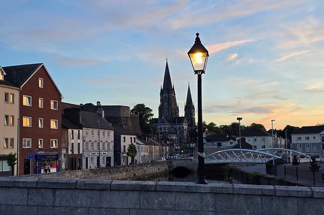 Cork City Small-Group Walking Tour: Meet the Real Capital