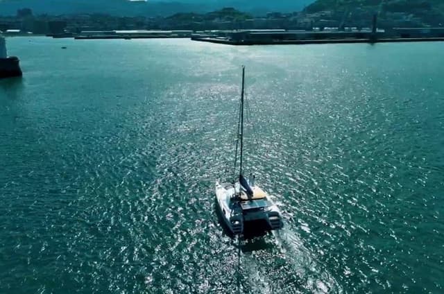 Sailing Catamaran Excursion in Getxo